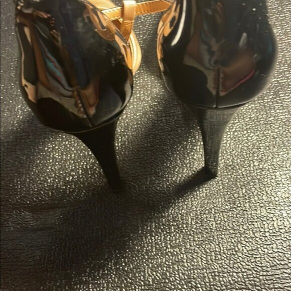 Calvin Klein Cream Pointed Toe Heels Stiletto Elegance - Picture 2 of 6